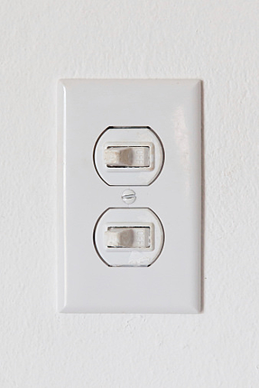 light switch electrical repair