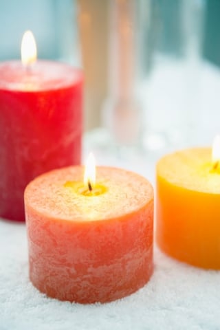 home_candles_burning