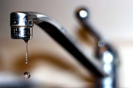 kitchen faucet dripping
