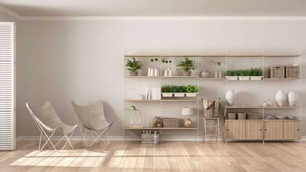 clutter-free home shutterstock_620319848