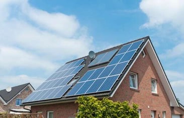 house_with_solar_panels