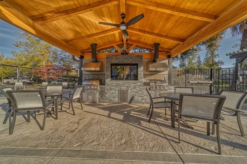 BBQ and Entertainment Area