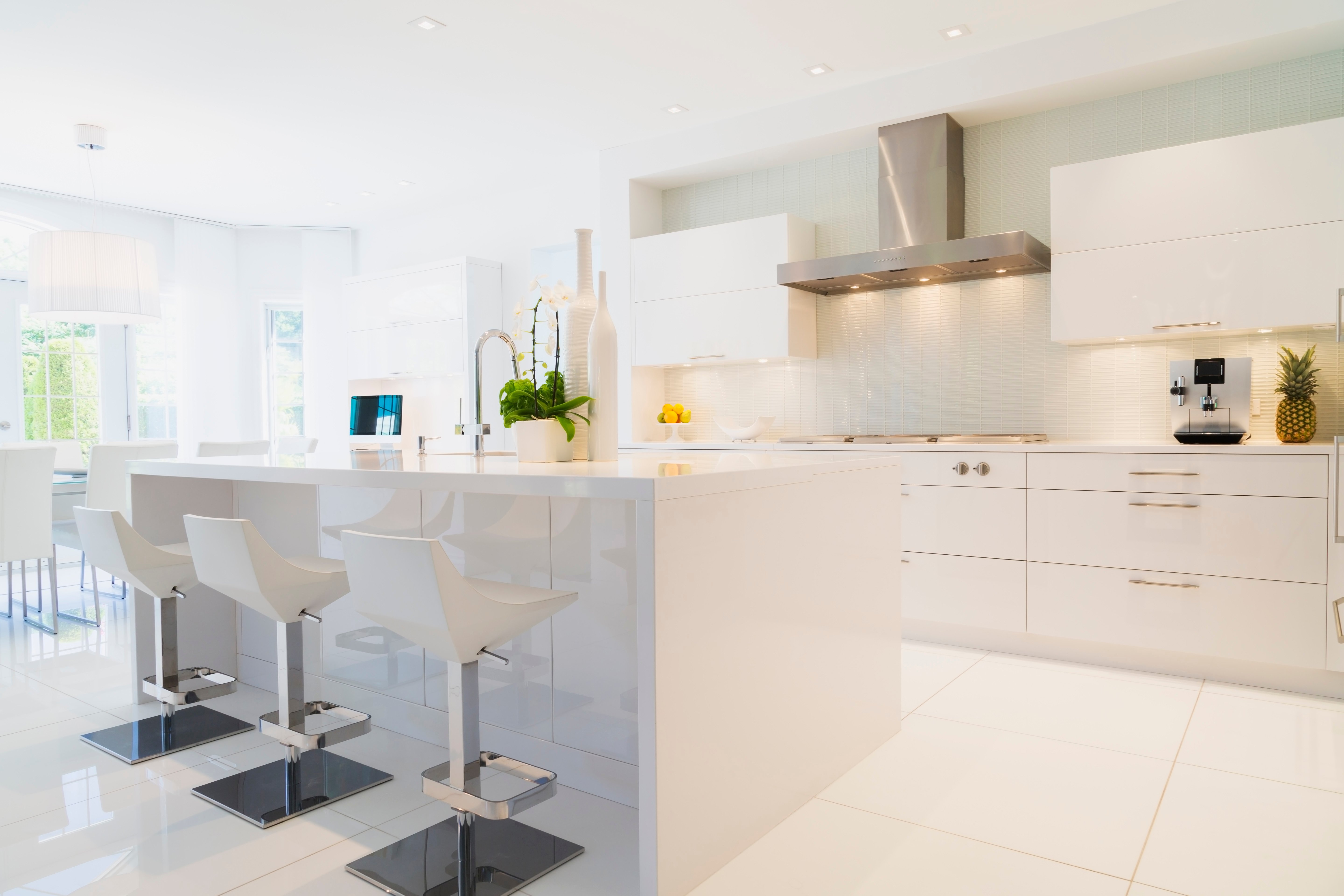 A new, modern, bright kitchen.